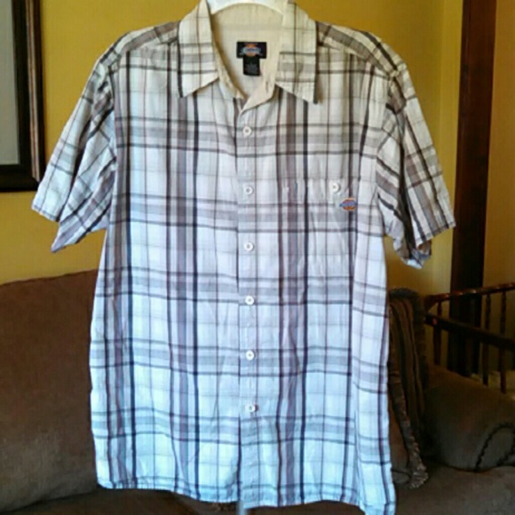 Men's Dickies Button Down Shirt - Picture 2 of 3